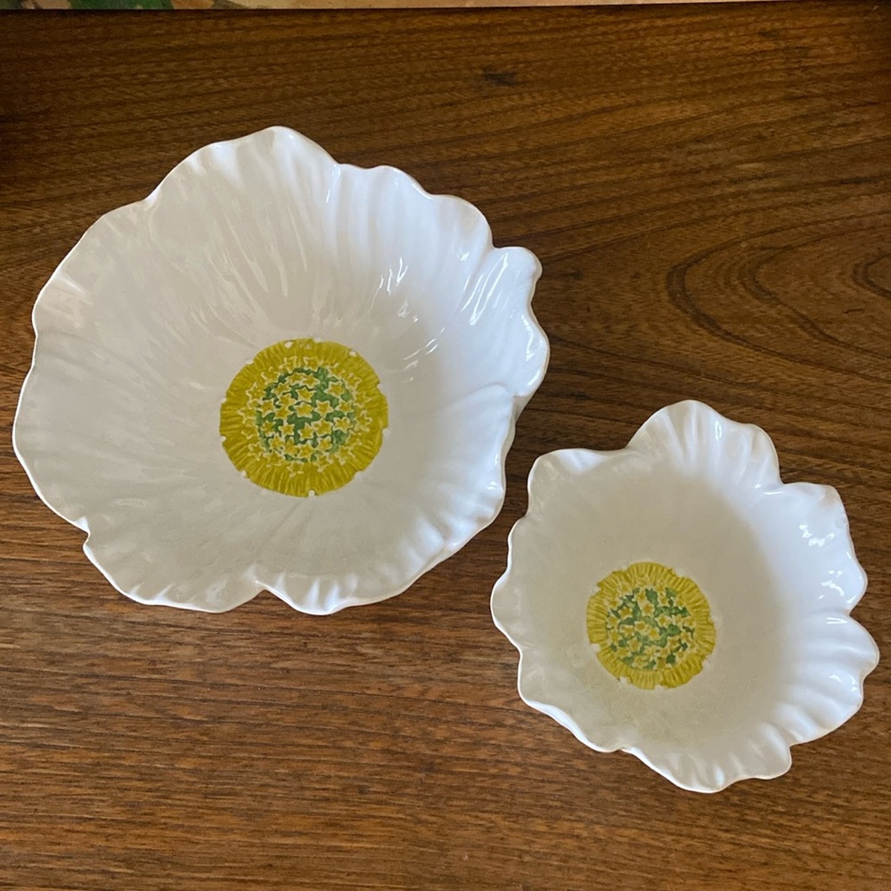 Stunning Nanette Vacher For Ambiance Collection “Cosmos” Floral Flower Bowls
